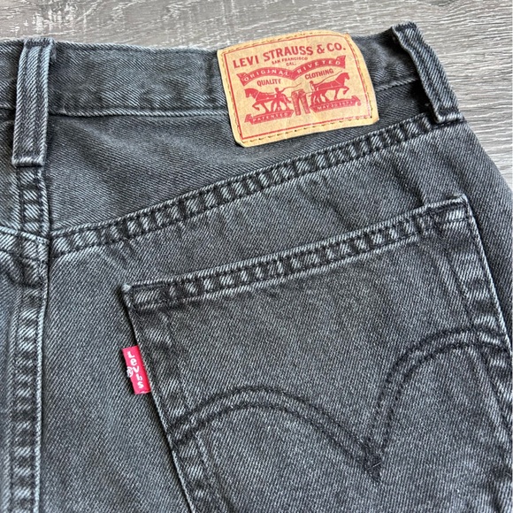 Levi’s Strauss Women’s Black Mini Skirt Size 28 100% Cotton - Picture 7 of 9